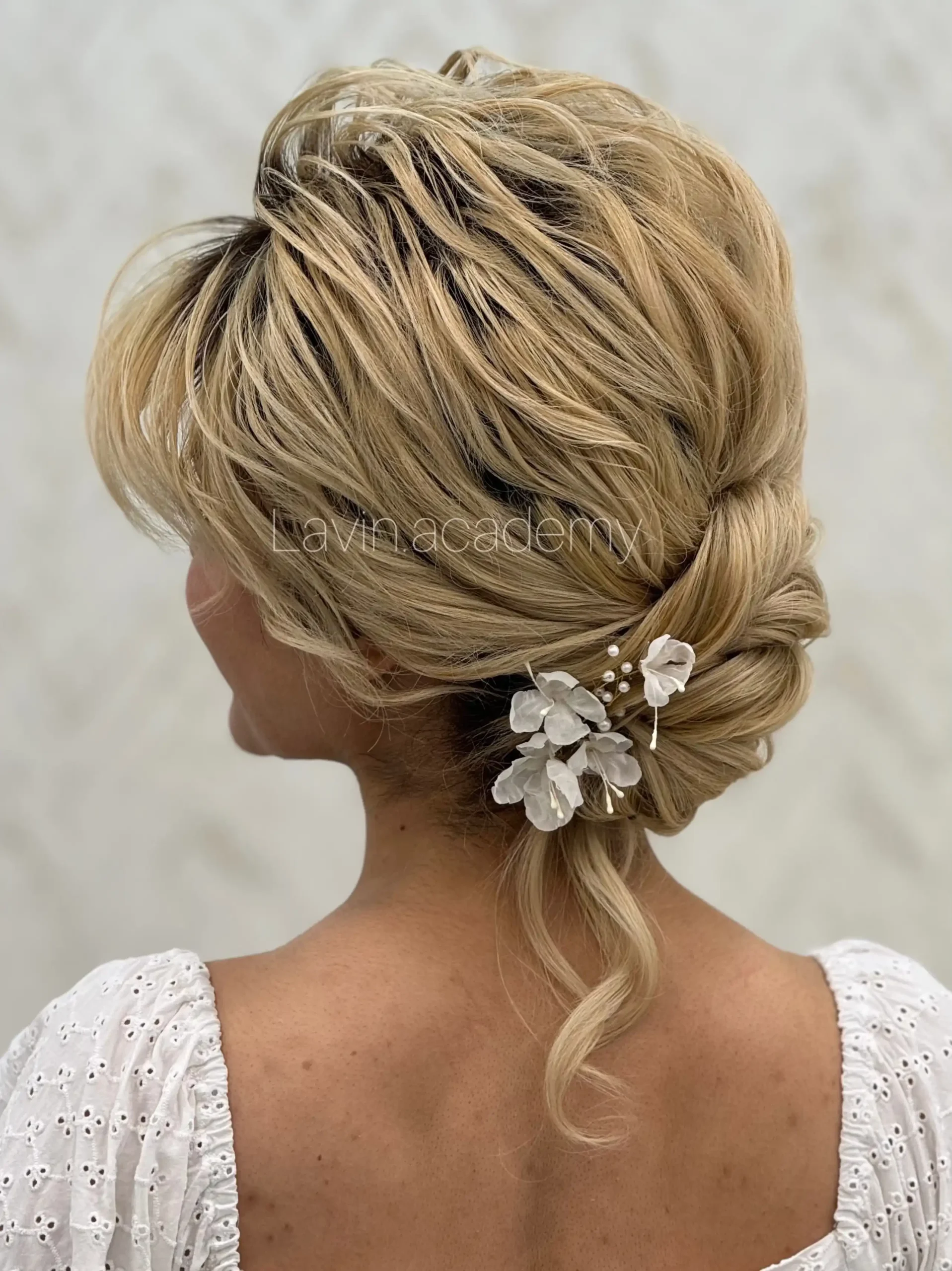 آموزش شنیون - شنیون اروپایی گردنی