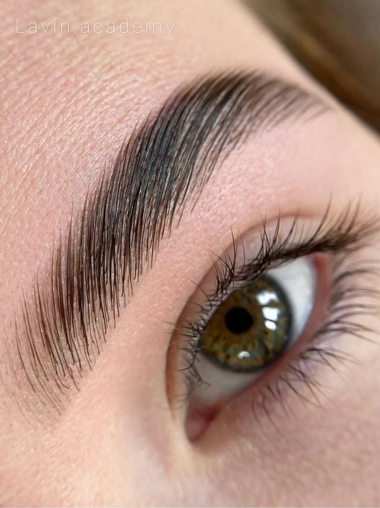 آموزش پیرایش و لیفت ابرو