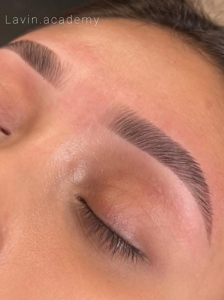 آموزش پیرایش و لیفت ابرو